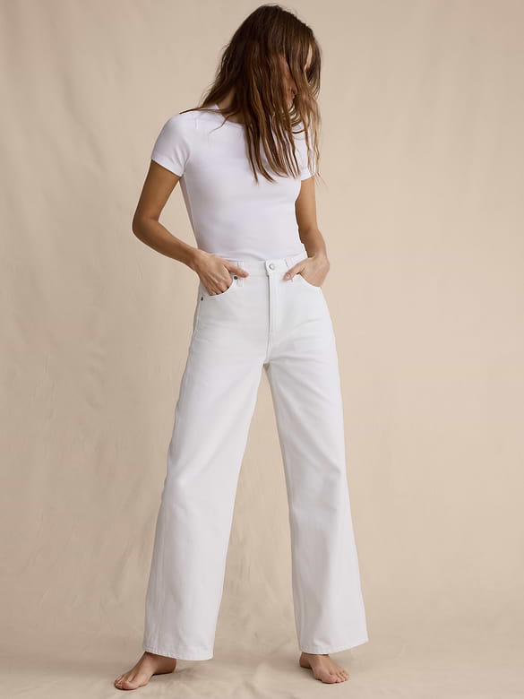 The Icon Classic Wide-Leg Crop Jean