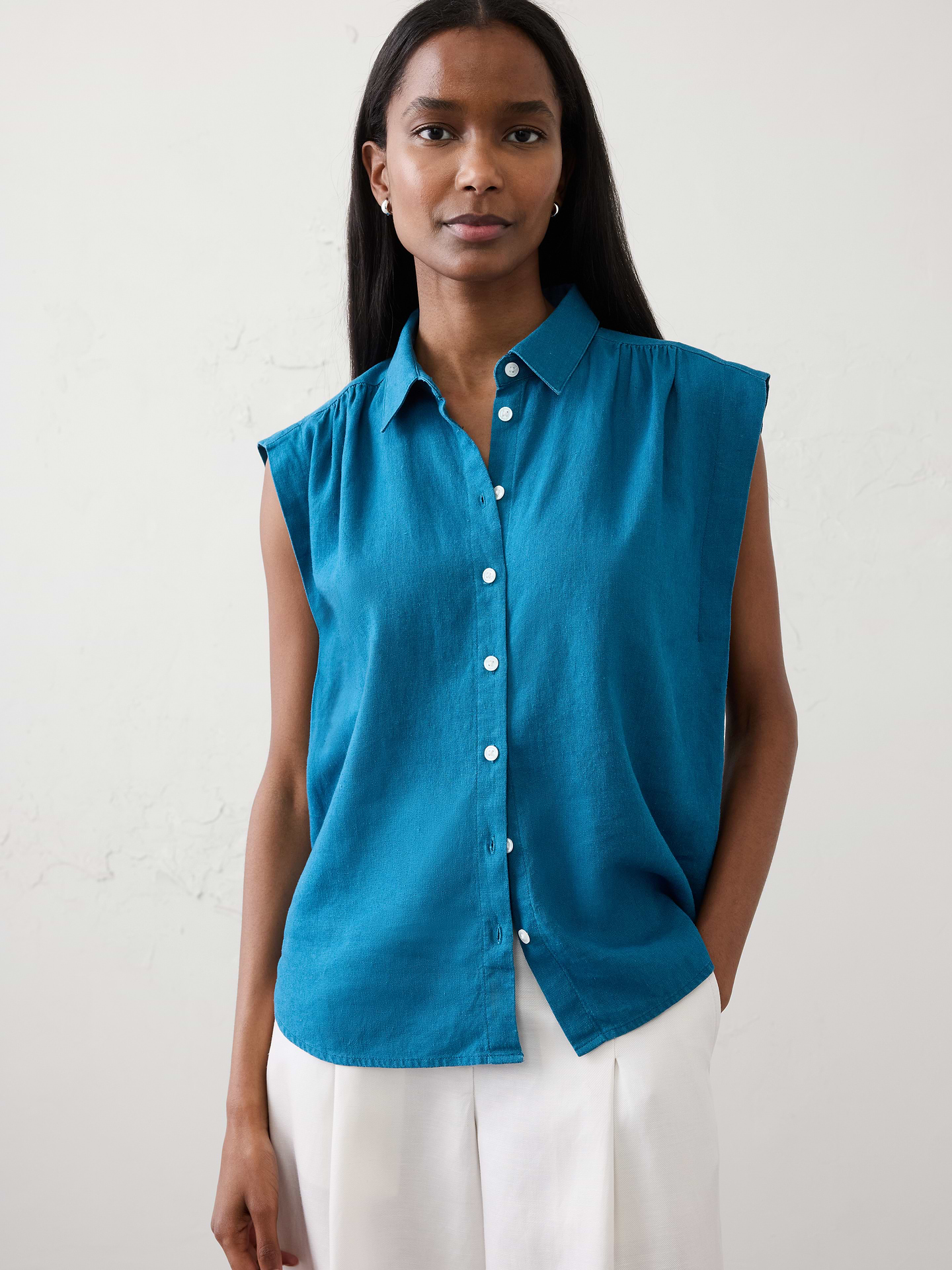 Image number 1 showing, Linen-Blend Pleated Shirt