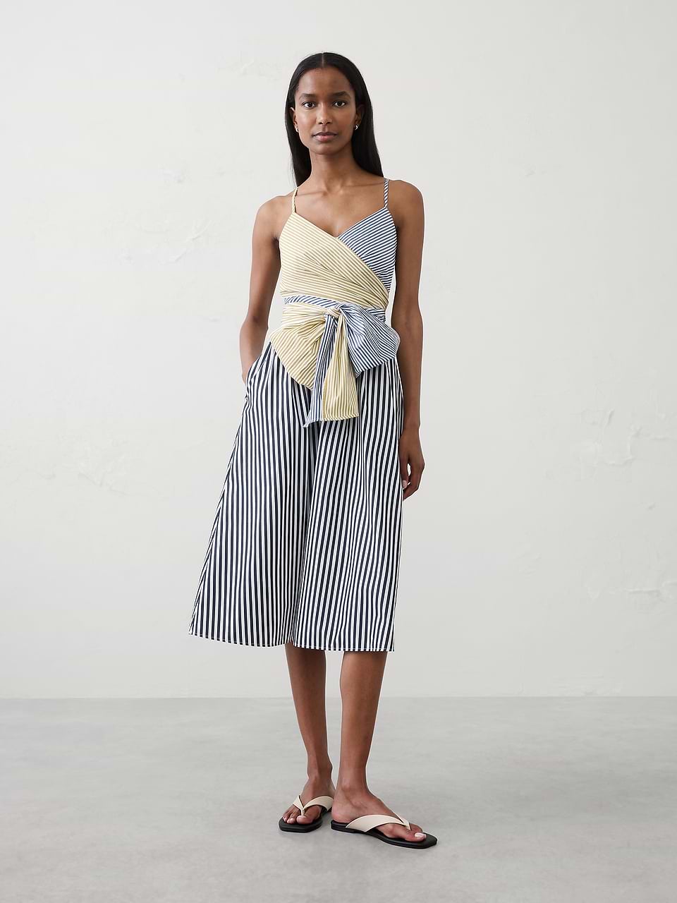 white summer dress cotton French Connection Trini Eyelet Maxi - weather elegance. Coral, Peach, or Orange no-returns:2026-07-15_2028-08-11 Color:Brown Gingham