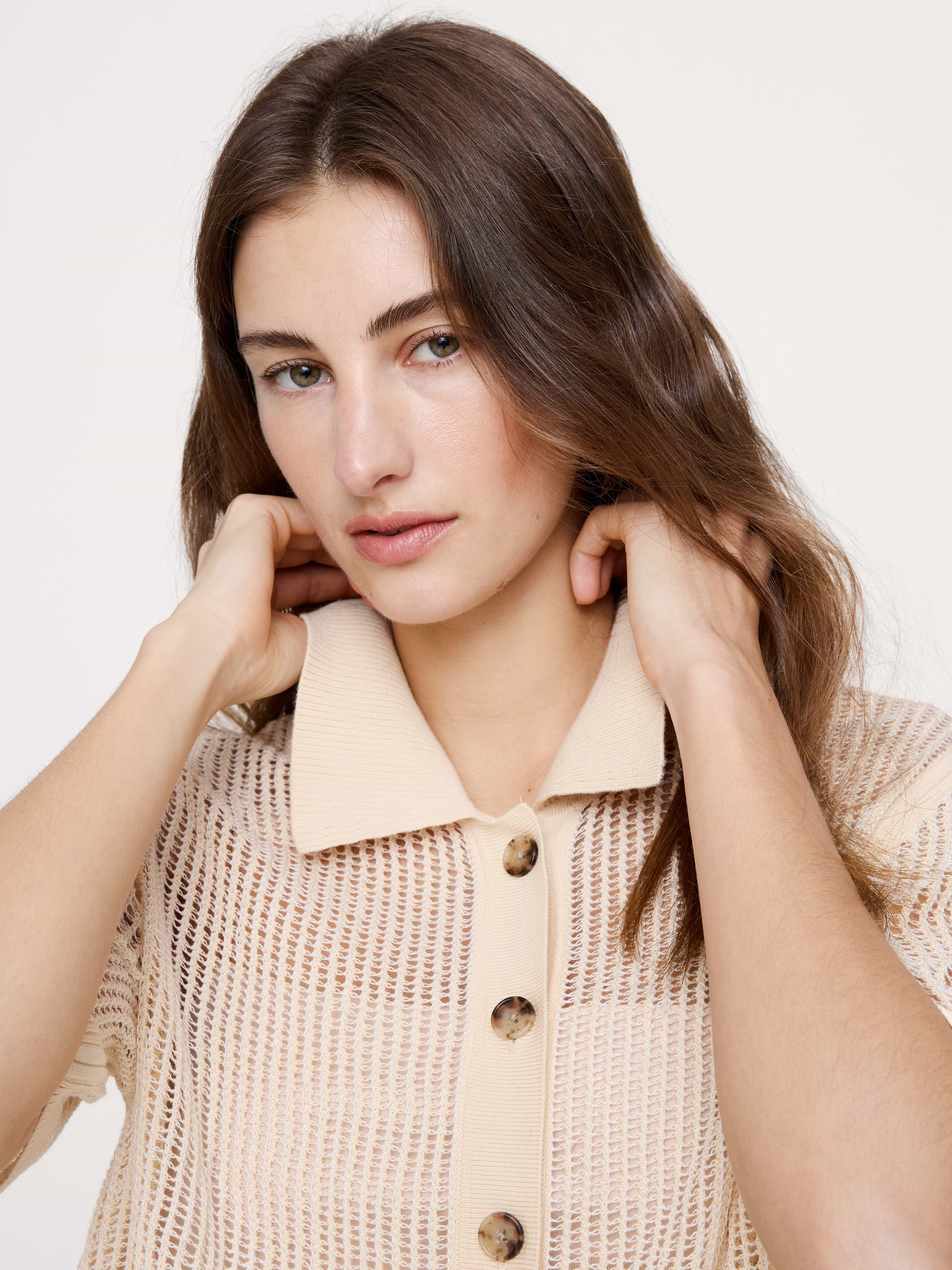 L'image numéro 3 présente Cardigan polo à mailles