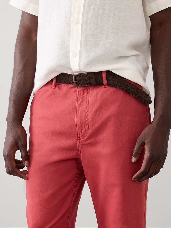 Athletic-Fit Summerweight Chino