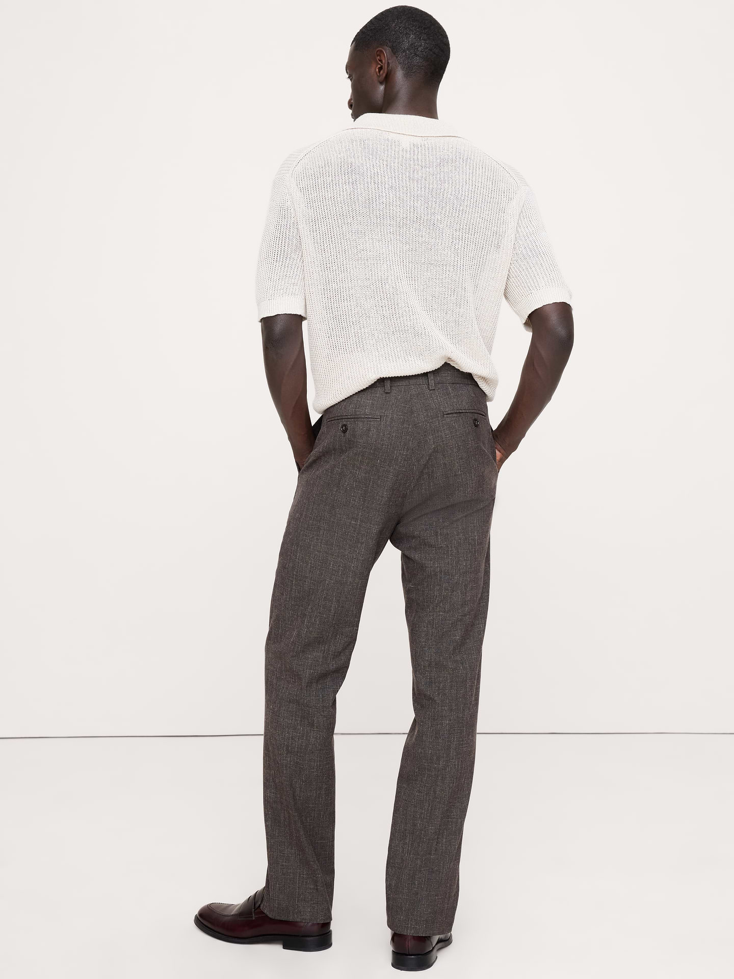 L'image numéro 2 présente Pantalon habillé infroissable à coupe étroite