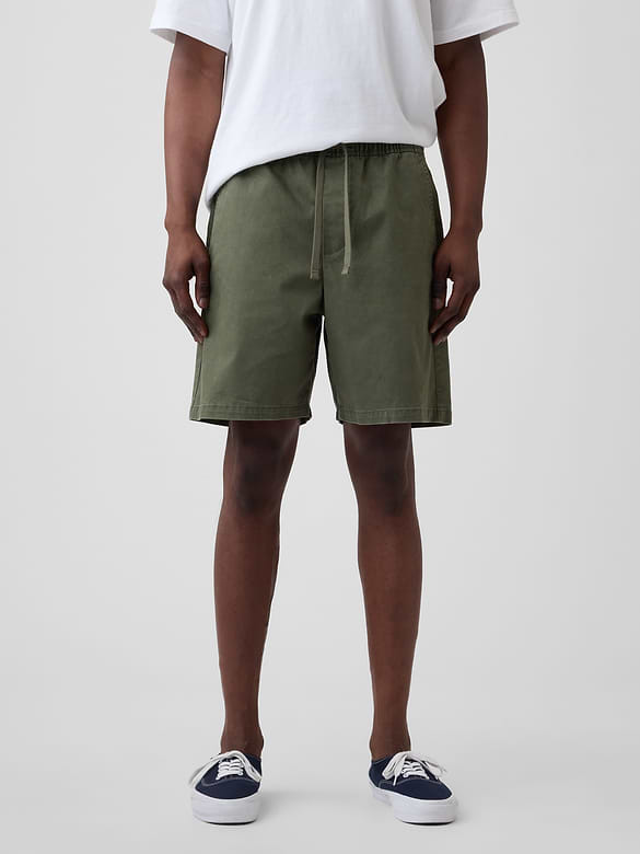 7" Essential Pull-On Khaki Shorts