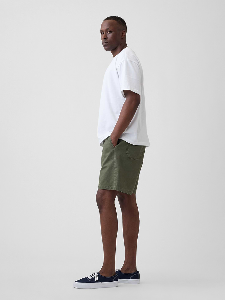 Image number 4 showing, 7" Essential Pull-On Khaki Shorts