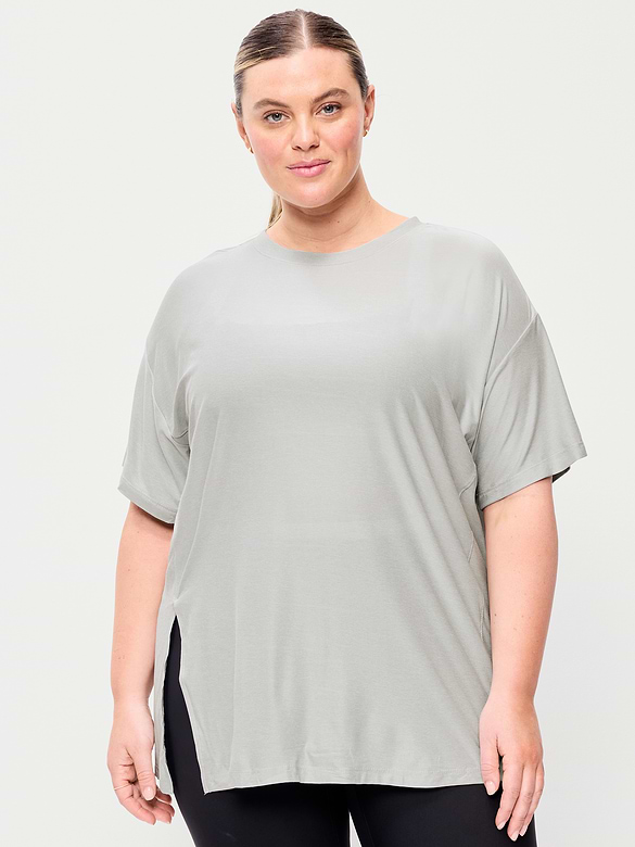 CloudMotion Short-Sleeve Tunic