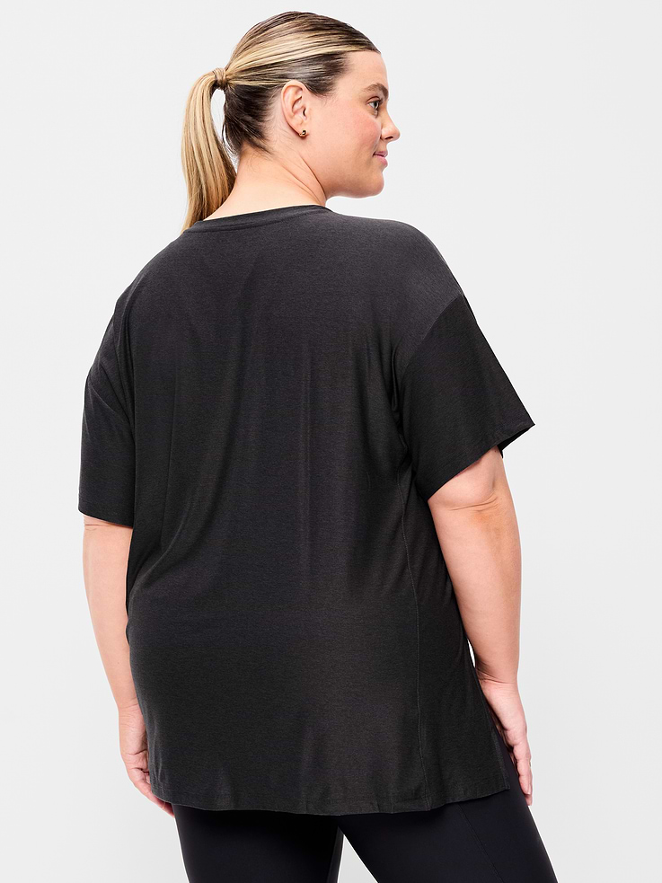 Image number 8 showing, CloudMotion Short-Sleeve Tunic
