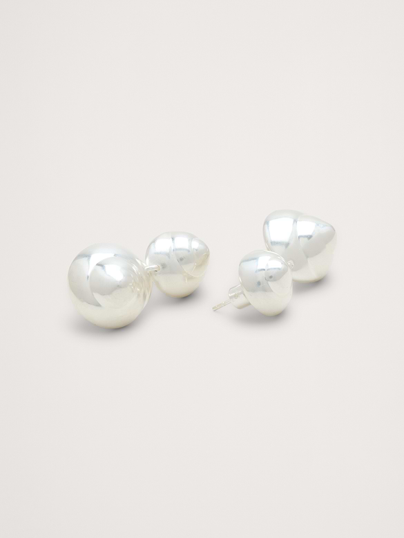 Pendants d’oreilles avec spirale et sphère
