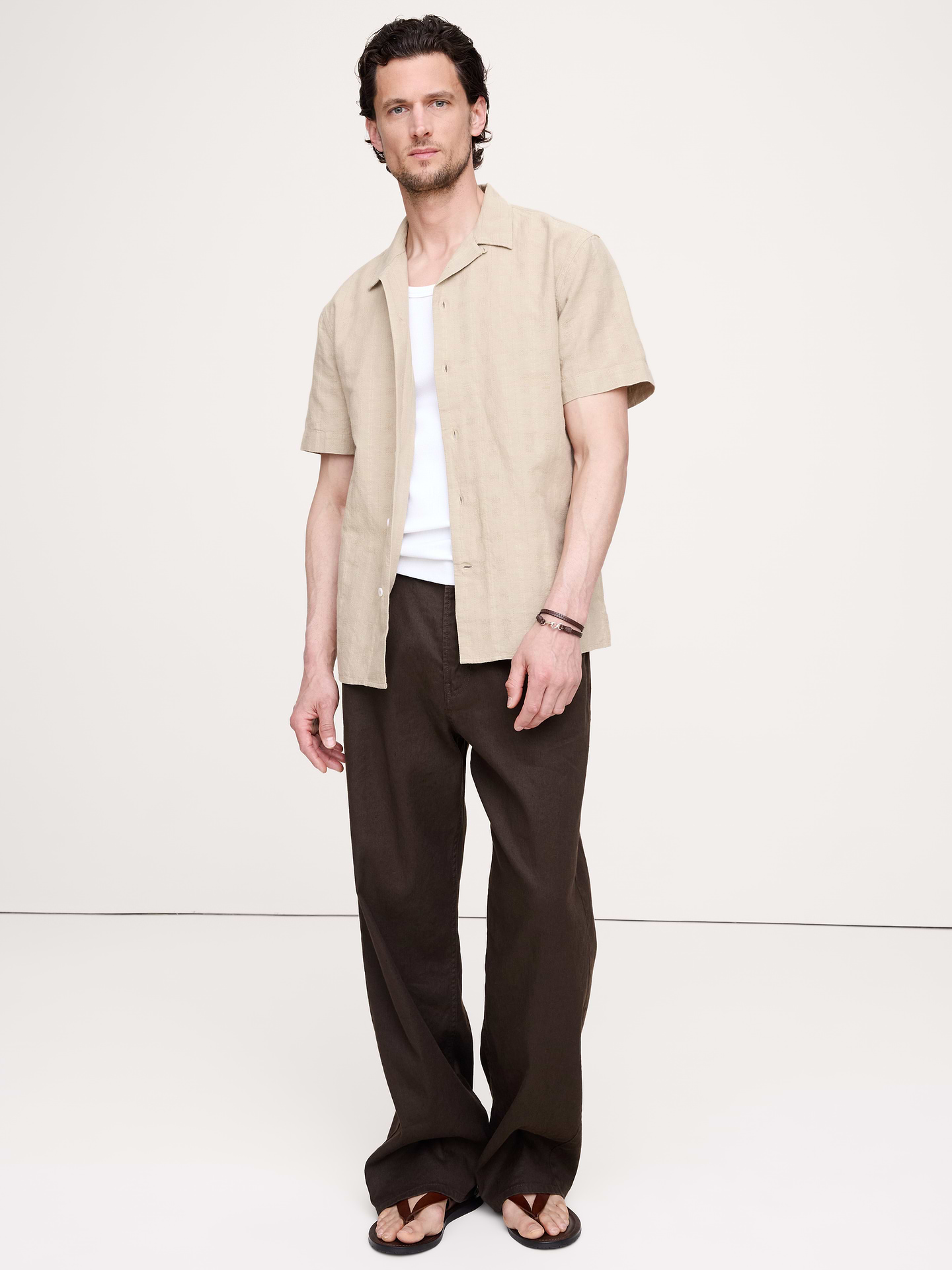 L'image numéro 1 présente Chemise de vacances en coton, coupe standard