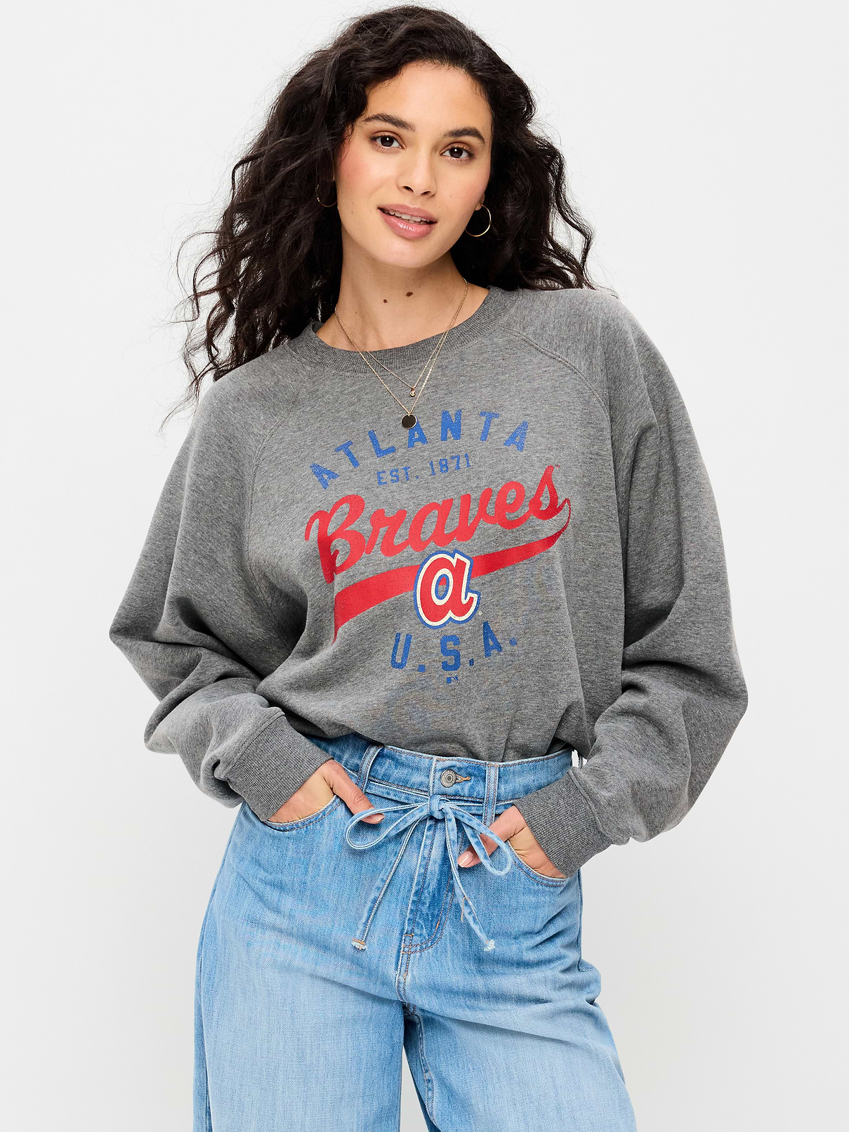Image number 1 showing, Atlanta Braves Raglan Sweatshirt for Women