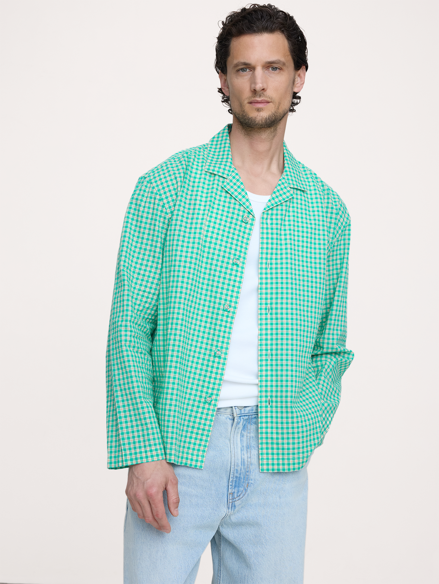Image number 1 showing, Relaxed-Fit Summerweight Cotton Long-Sleeve Resort Shirt