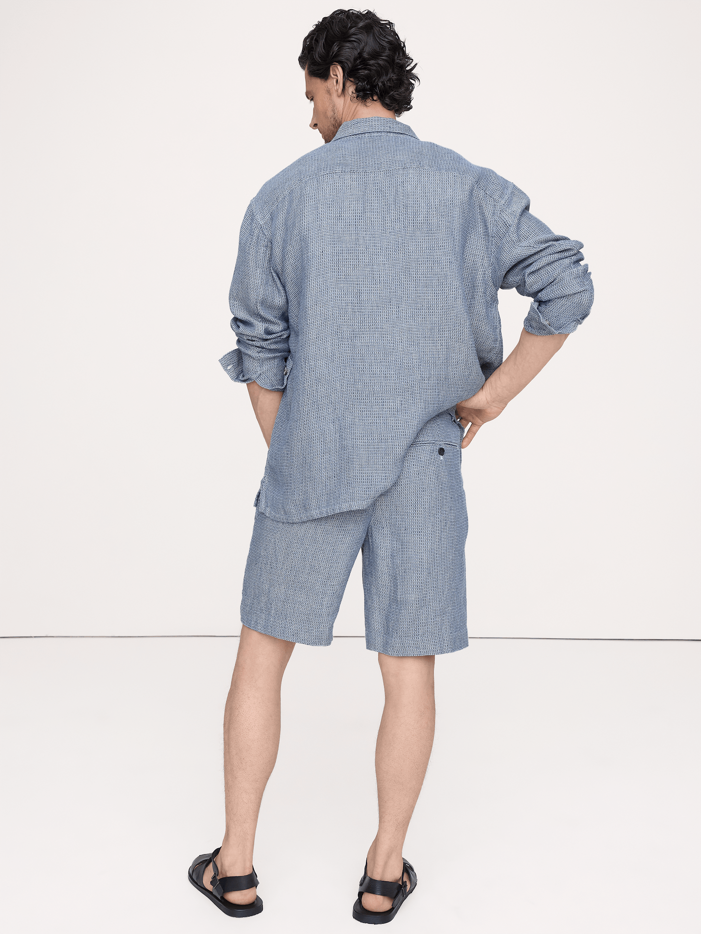 Image number 3 showing, 9" Pleated Linen-Cotton Pull-On Short