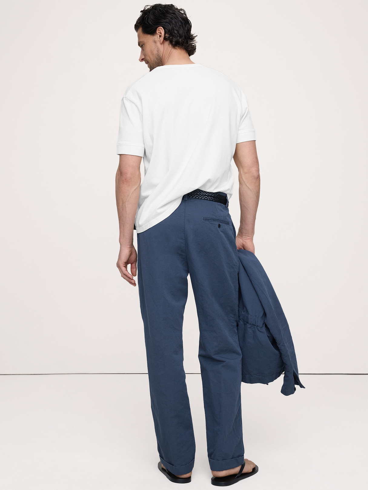 Archive Reissue Pleated Italian Linen-Cotton Pant | Banana Republic