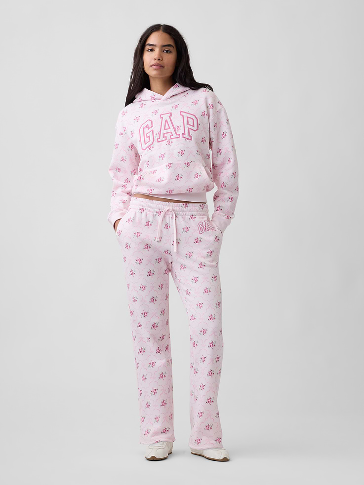 Image number 3 showing, Relaxed Gap Logo Hoodie