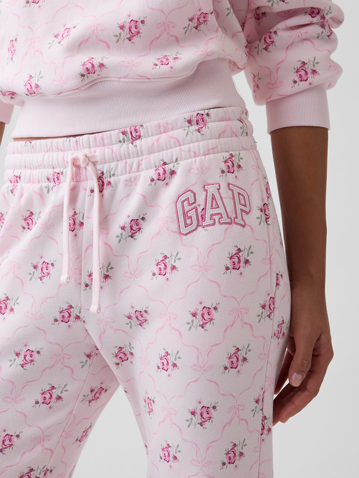 Image number 4 showing, Gap Logo Straight Sweatpants
