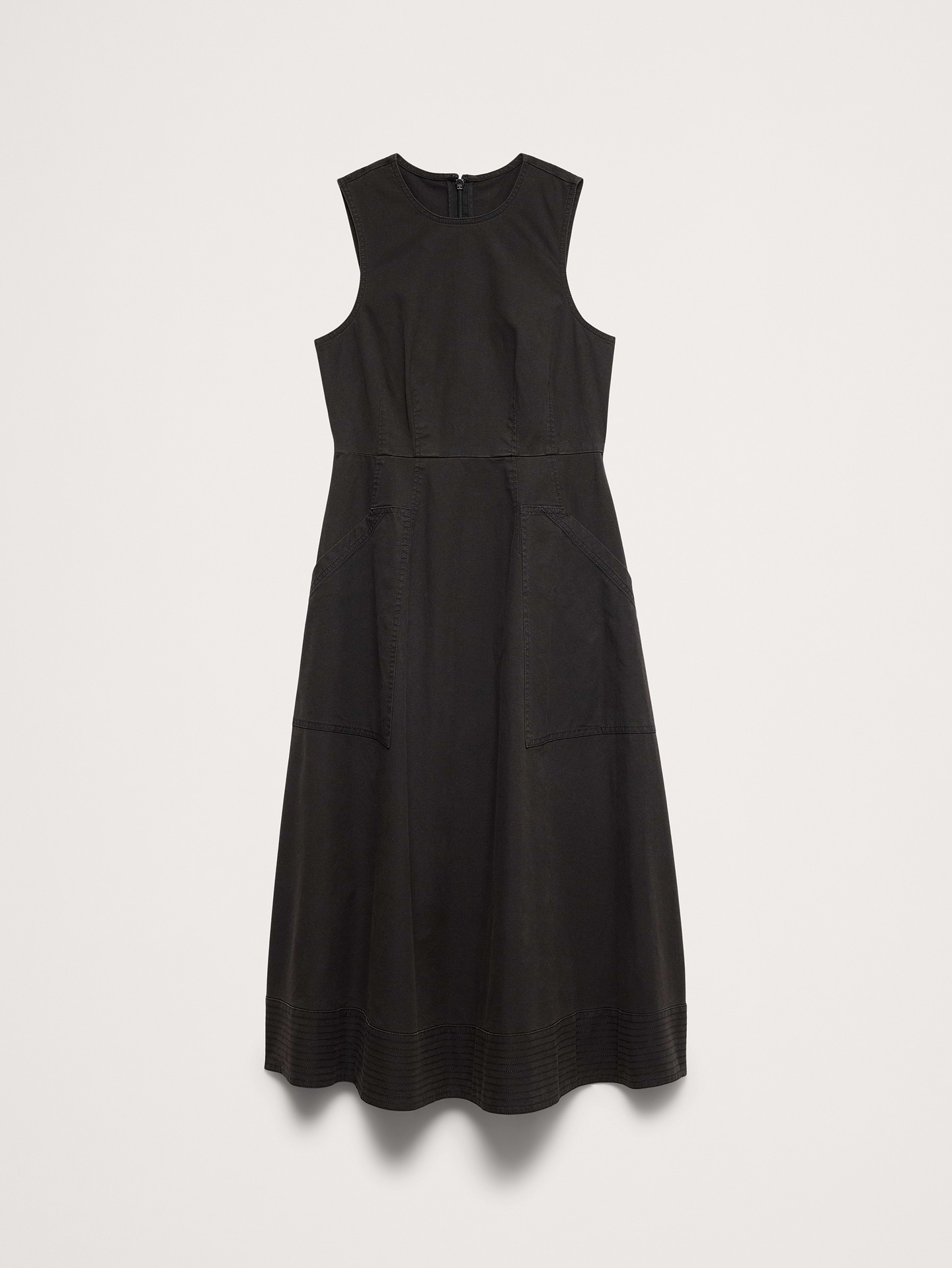 L'image numéro 5 présente Robe longue en toile de coton avec poche Utilitaire