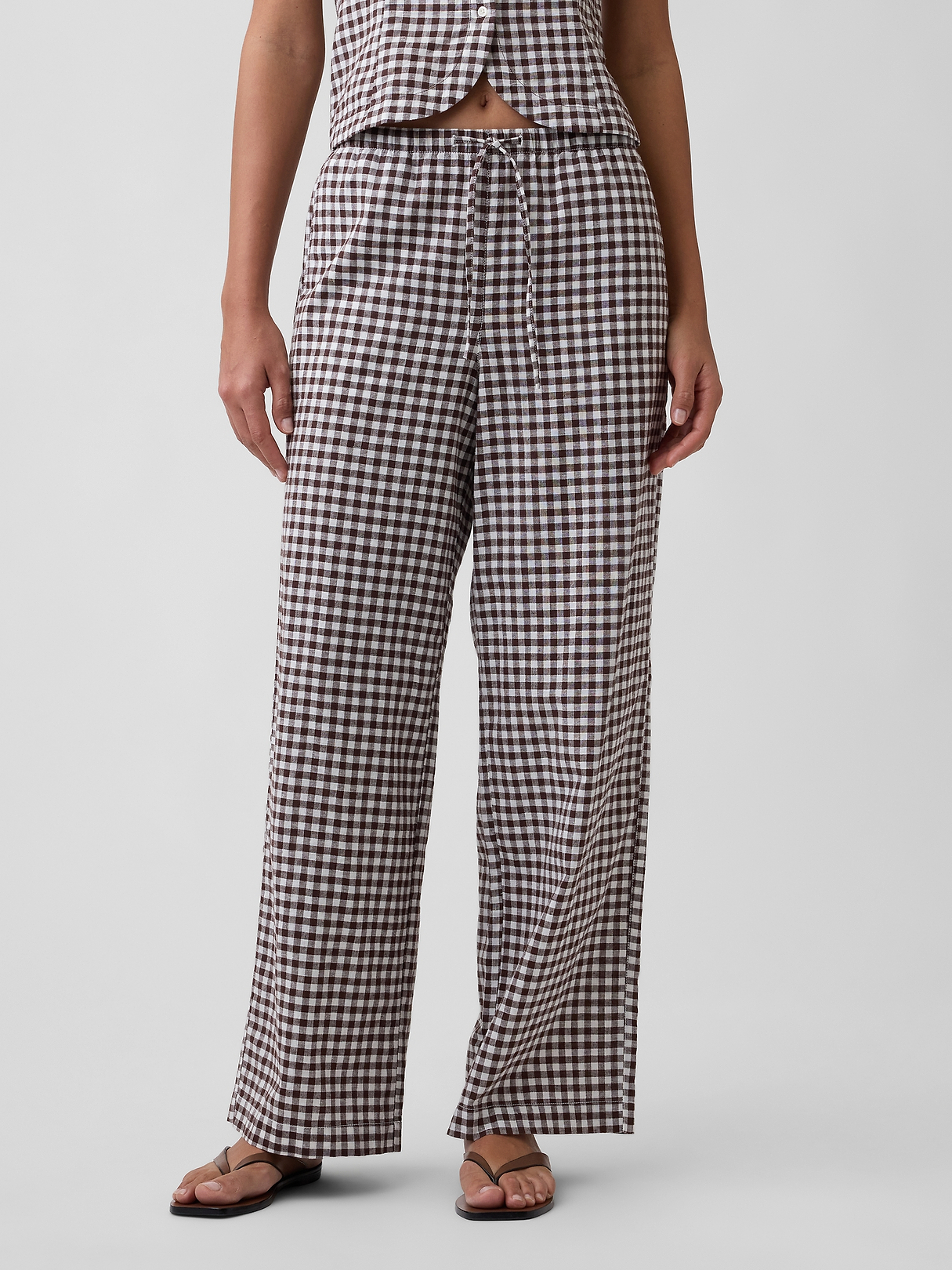 Mid Rise Pull-On Wide-Leg Linen-Blend Pants | Gap Factory