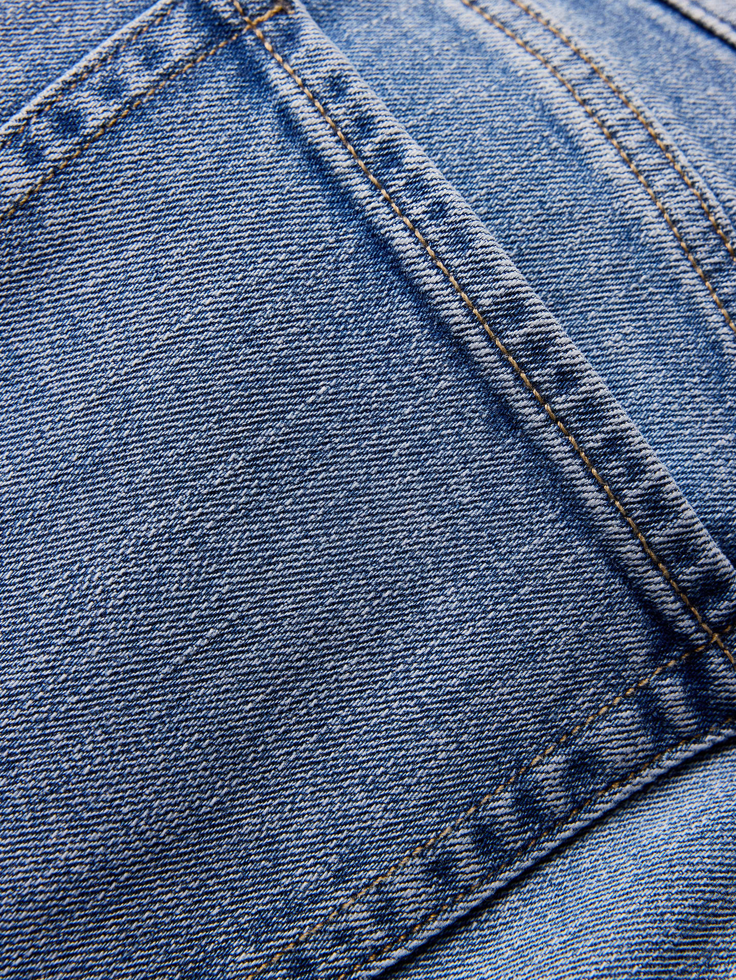 L'image numéro 7 présente Jean ample années 1990 à taille mi-basse longueur 3/4
