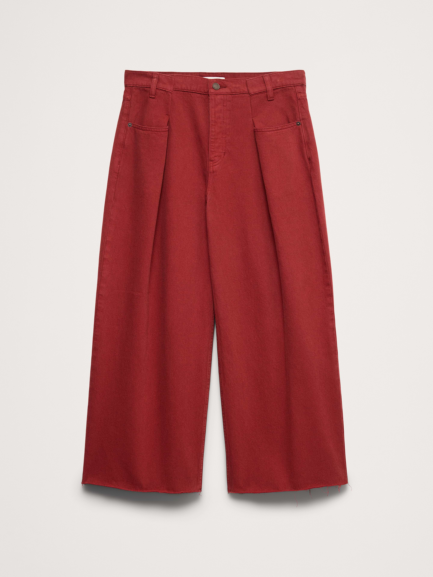 Image number 6 showing, Mid-Rise Loose Pleated Crop Jean