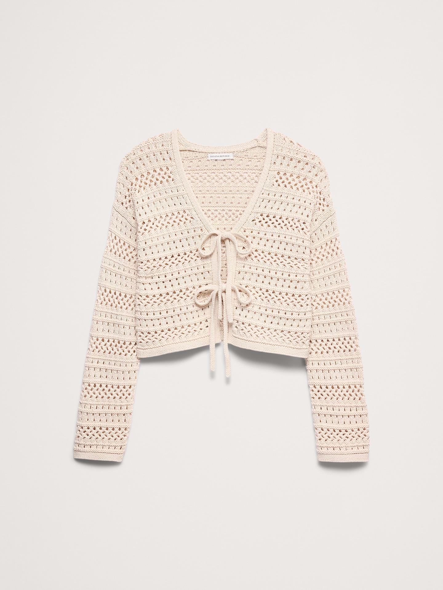 L'image numéro 4 présente Cardigan en coton littoral crocheté à nouer sur le devant