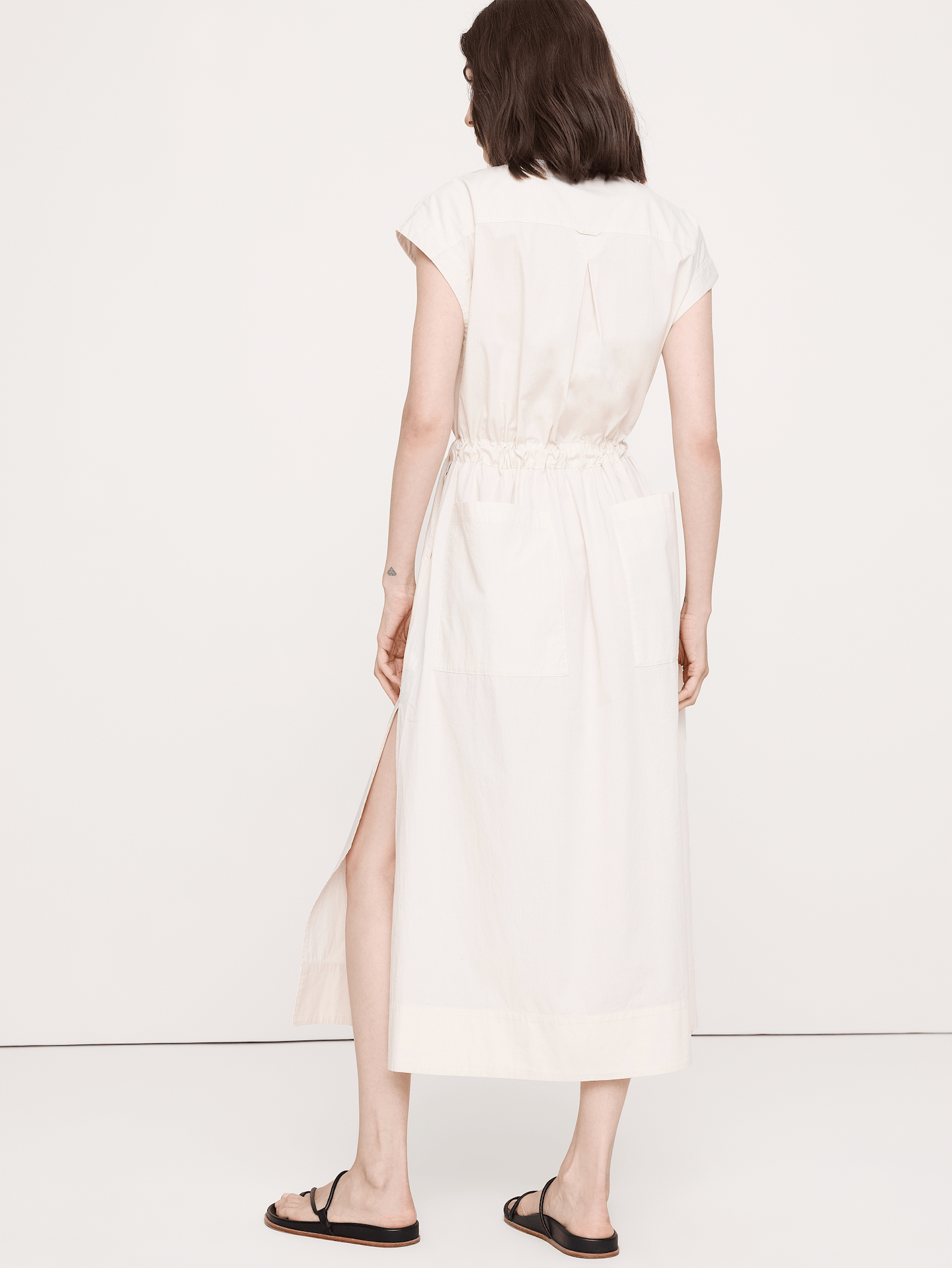 L'image numéro 3 présente Robe longue en coton extensible à taille nouée