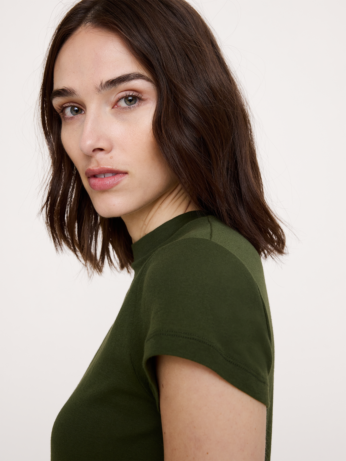L'image numéro 3 présente T-shirt à col montant en coton aéré