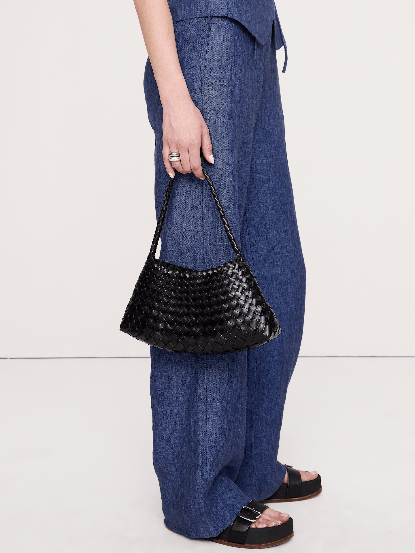 Image number 4 showing, The Everyday Wide-Leg Pant in Linen