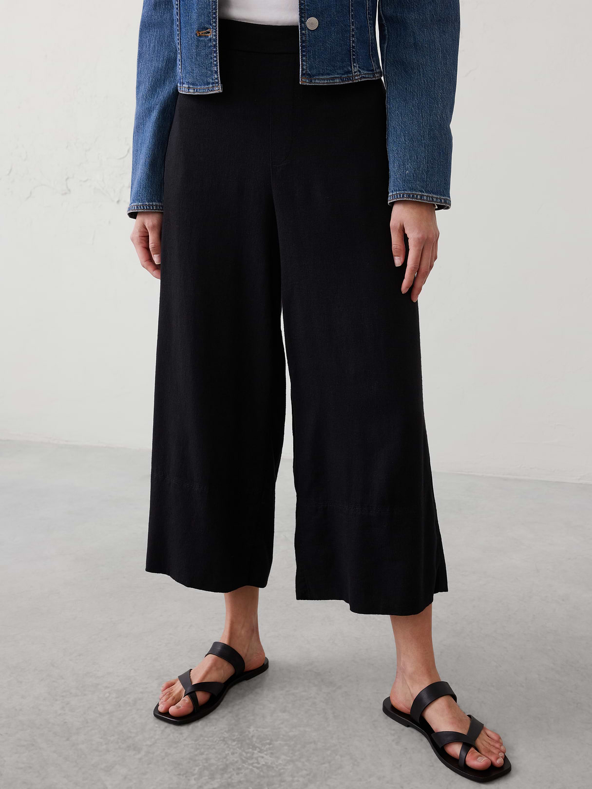 Anyday Wide-Leg High-Rise Linen-Blend Cropped Pant | Banana