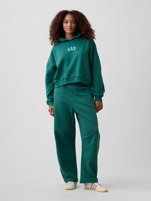 Relaxed Gap Mini-Logo Cropped Hoodie