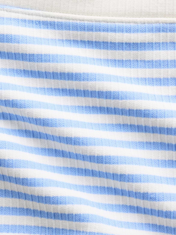 Seamless Shorty