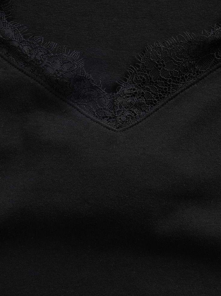 Image number 4 showing, Modern Lace-Trim Crop Top