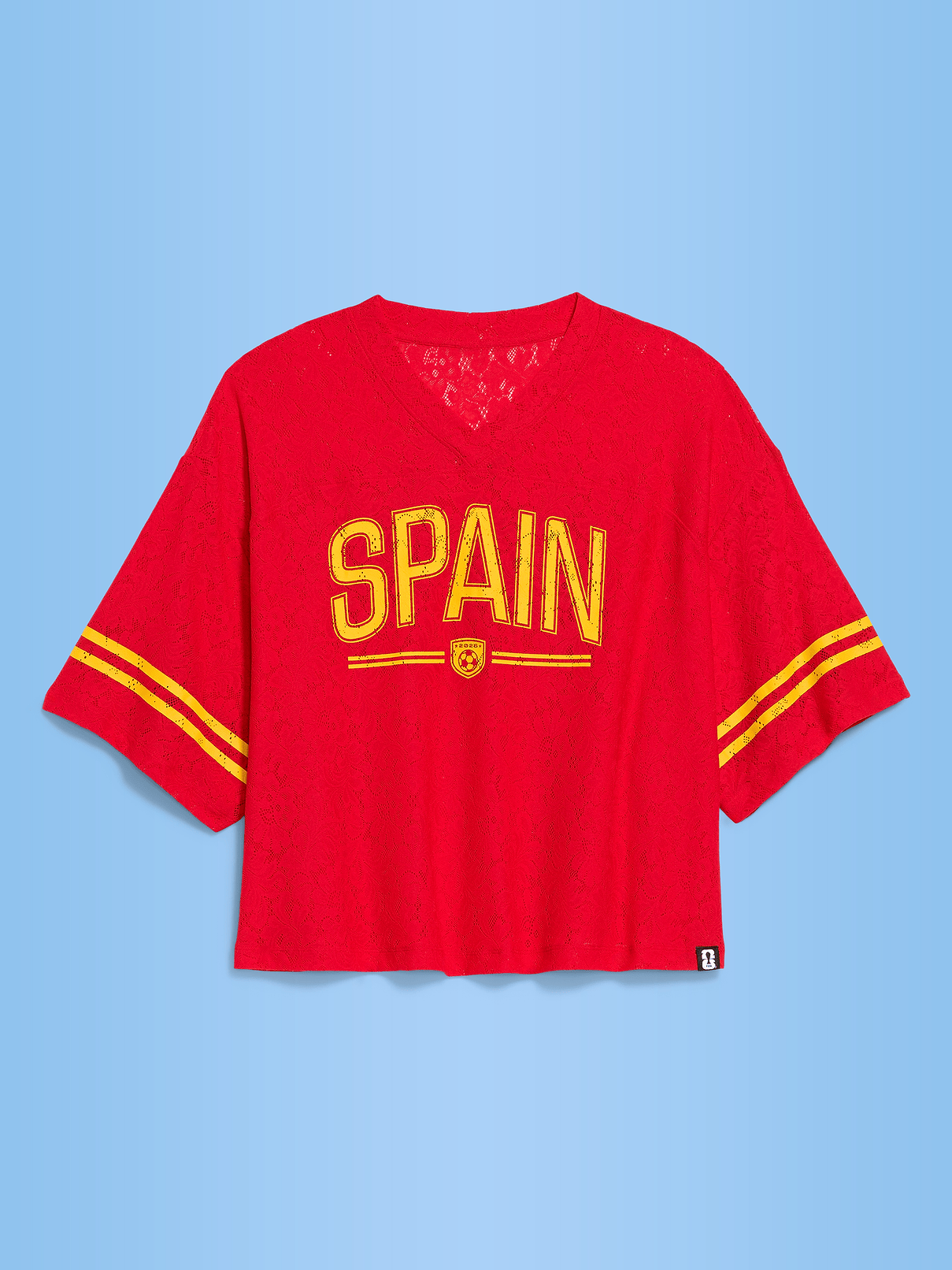 L'image numéro 1 présente T-shirt droit à encolure en V à dentelle Coupe du monde de la FIFA 26™, Espagne pour femme