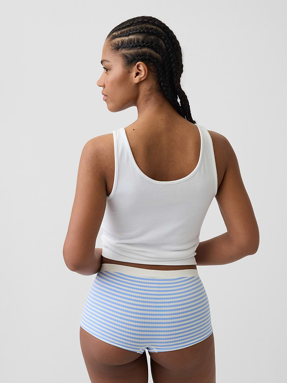 Seamless Shorty
