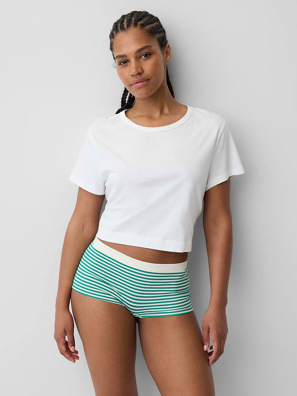 Seamless Shorty