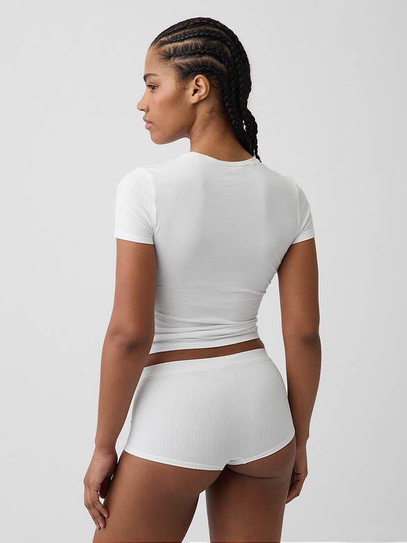 Seamless Shorty