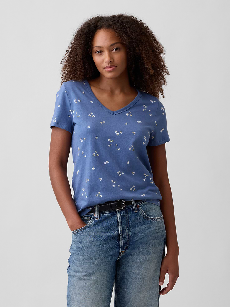 Image number 1 showing, Favorite Print V-Neck T-Shirt