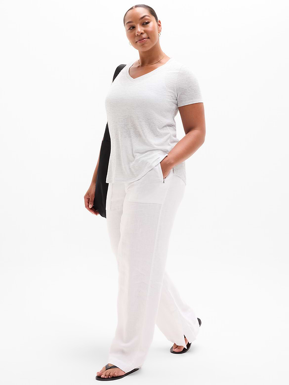 Breezy Scoop V-Neck Tee