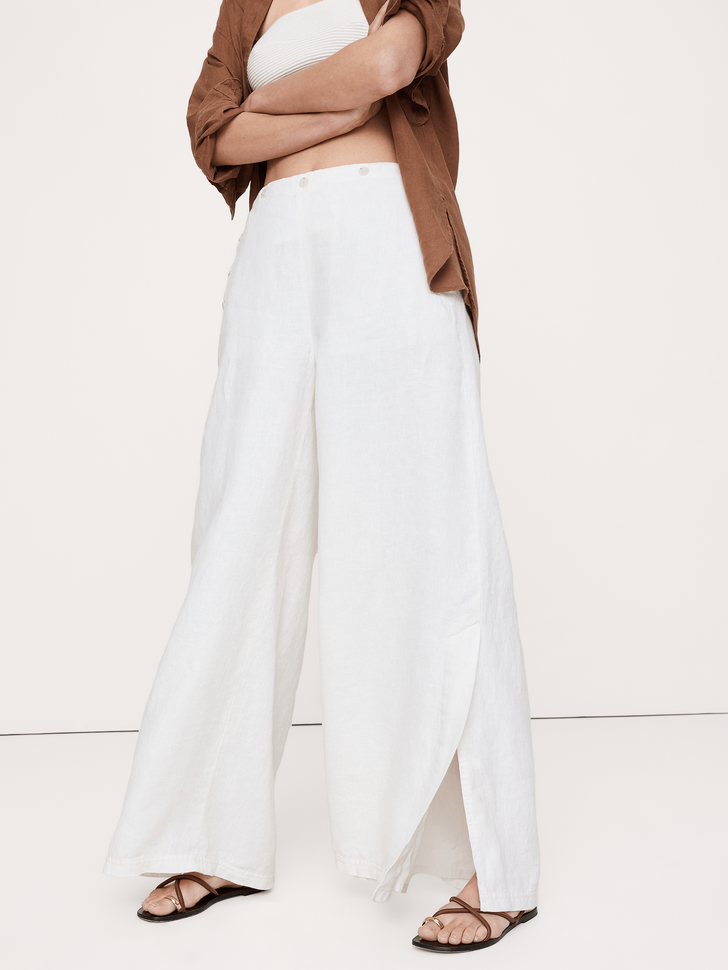 L'image numéro 4 présente Pantalon de marin à taille extensible jambe large et taille haute en lin