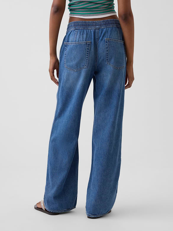 Low Rise UltraSoft '90s Loose Easy Dolphin-Hem Jeans