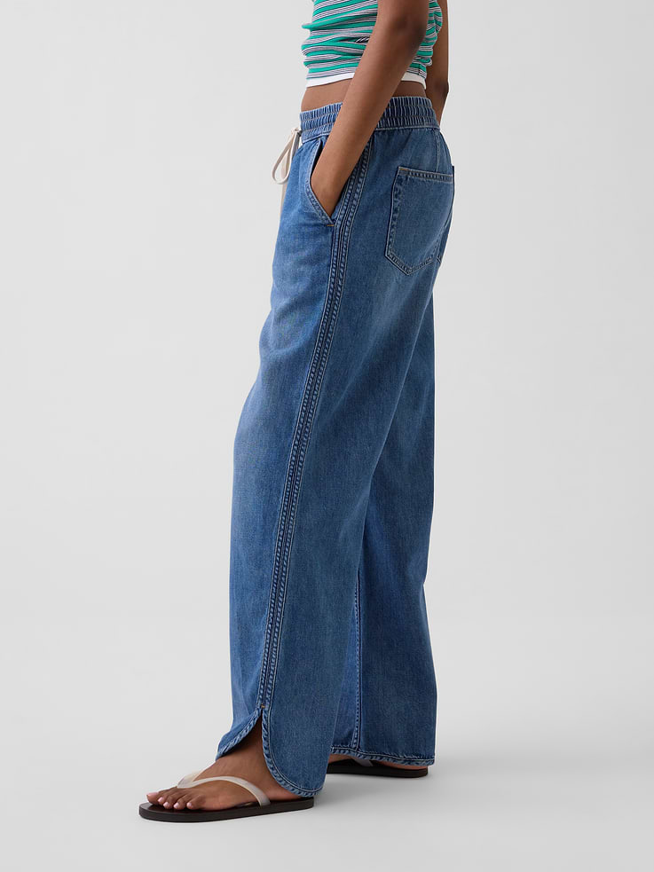 Image number 3 showing, Low Rise UltraSoft '90s Loose Easy Dolphin-Hem Jeans