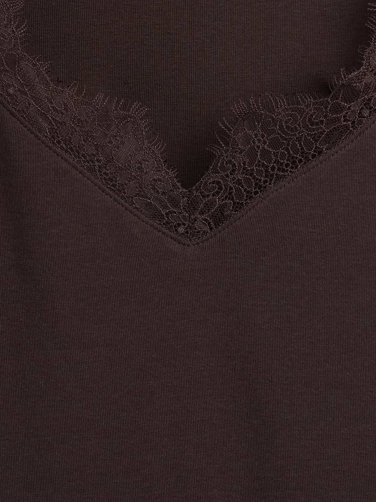 Image number 4 showing, Modern Lace-Trim Crop Top