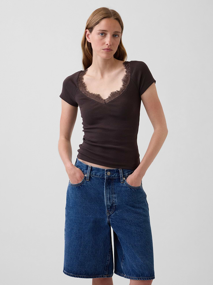 Image number 1 showing, Modern Lace-Trim Crop Top
