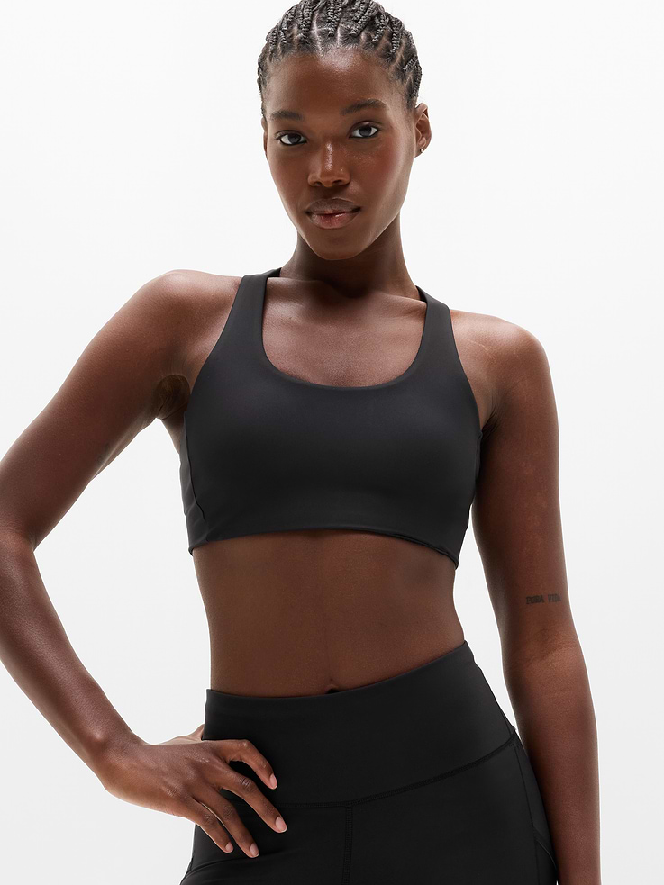 Image 1 of 5, BEST FOR CARDIO: run + train + HIIT, IMPACT: Medium-impact workouts, best for D-DD cups, FEEL: PowerMove fabric is sleek, weightless, and helps keep you cool with quick-drying properties, FAVE: Dual cross-back straps and shaping seams for a secure, sculpted fit, Removable pads hold their shape from wash to wear, Lined with PowerMesh for breathable, sweat-proof coverage, Product #864107