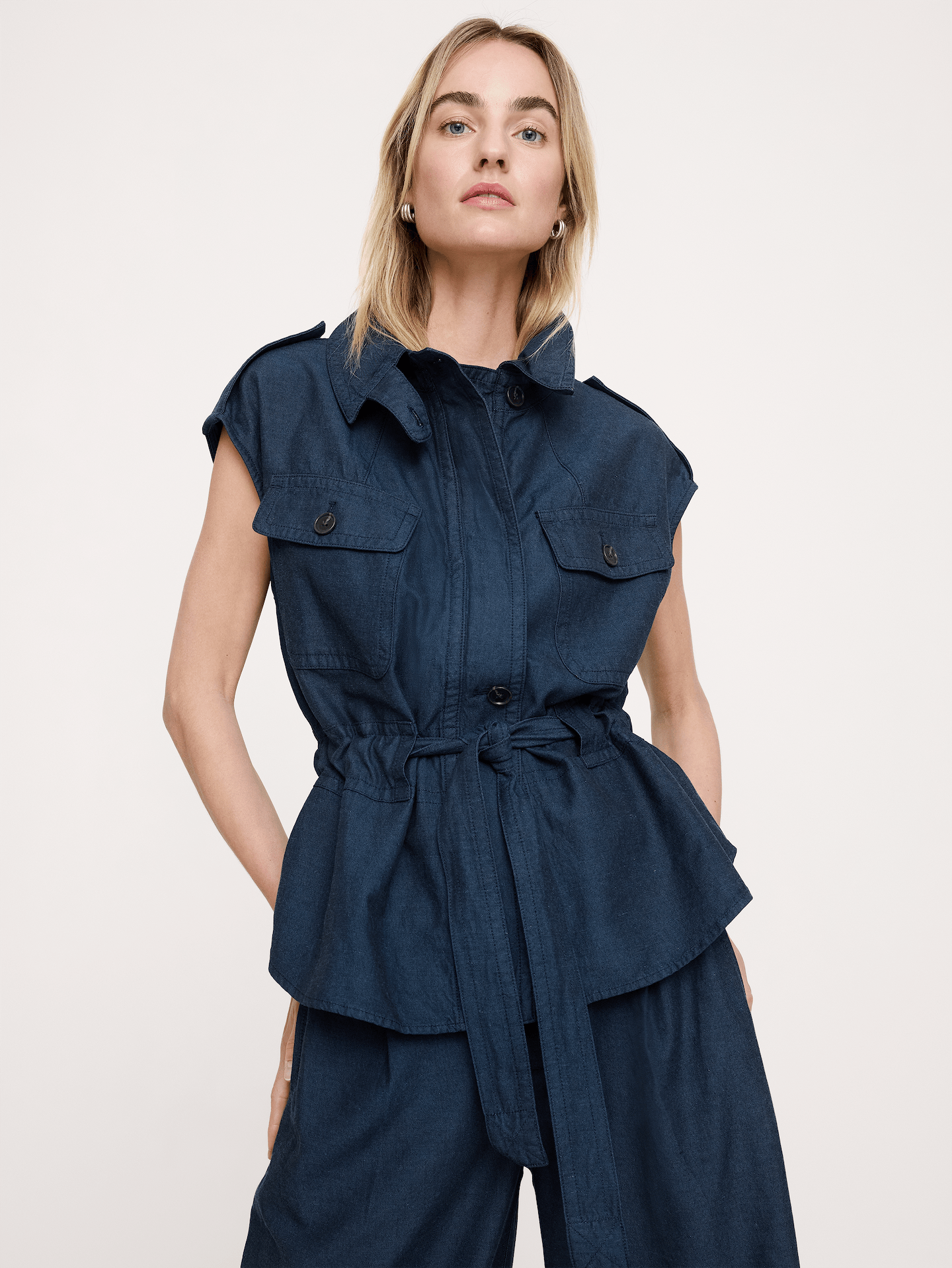 L'image numéro 1 présente Veste utilitaire en TENCEL™, coton et lin