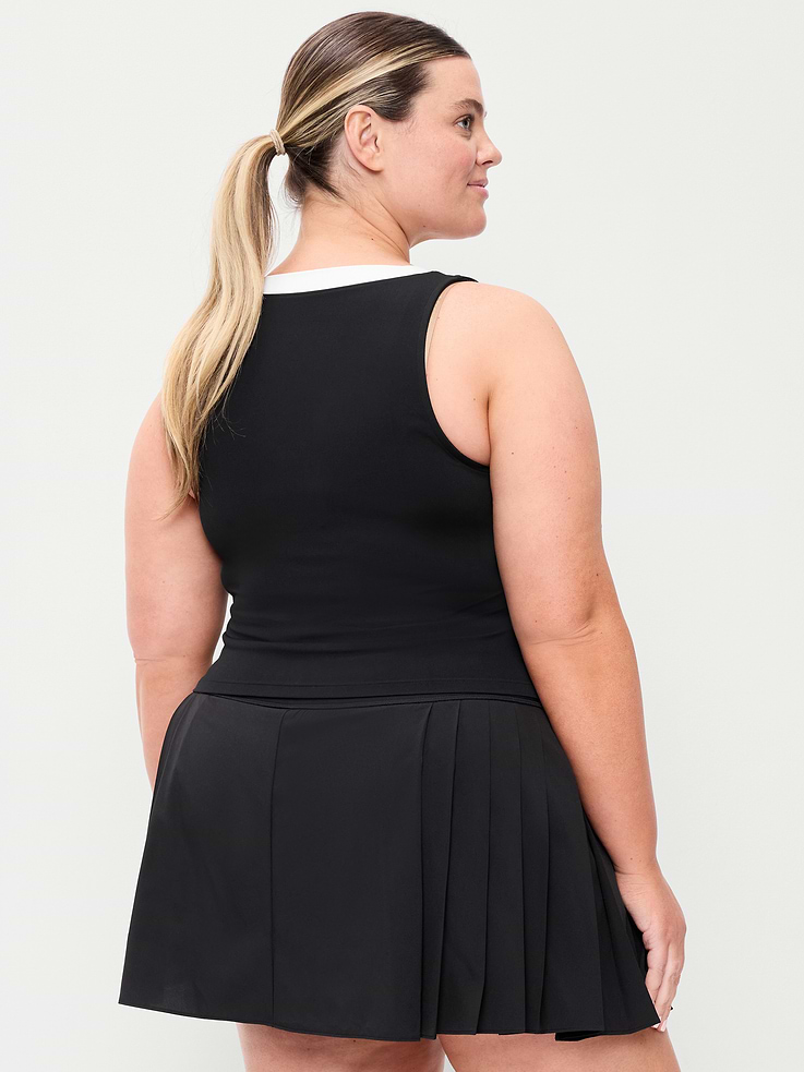 L'image numéro 8 présente Camisole courte StudioSmooth mode tennis