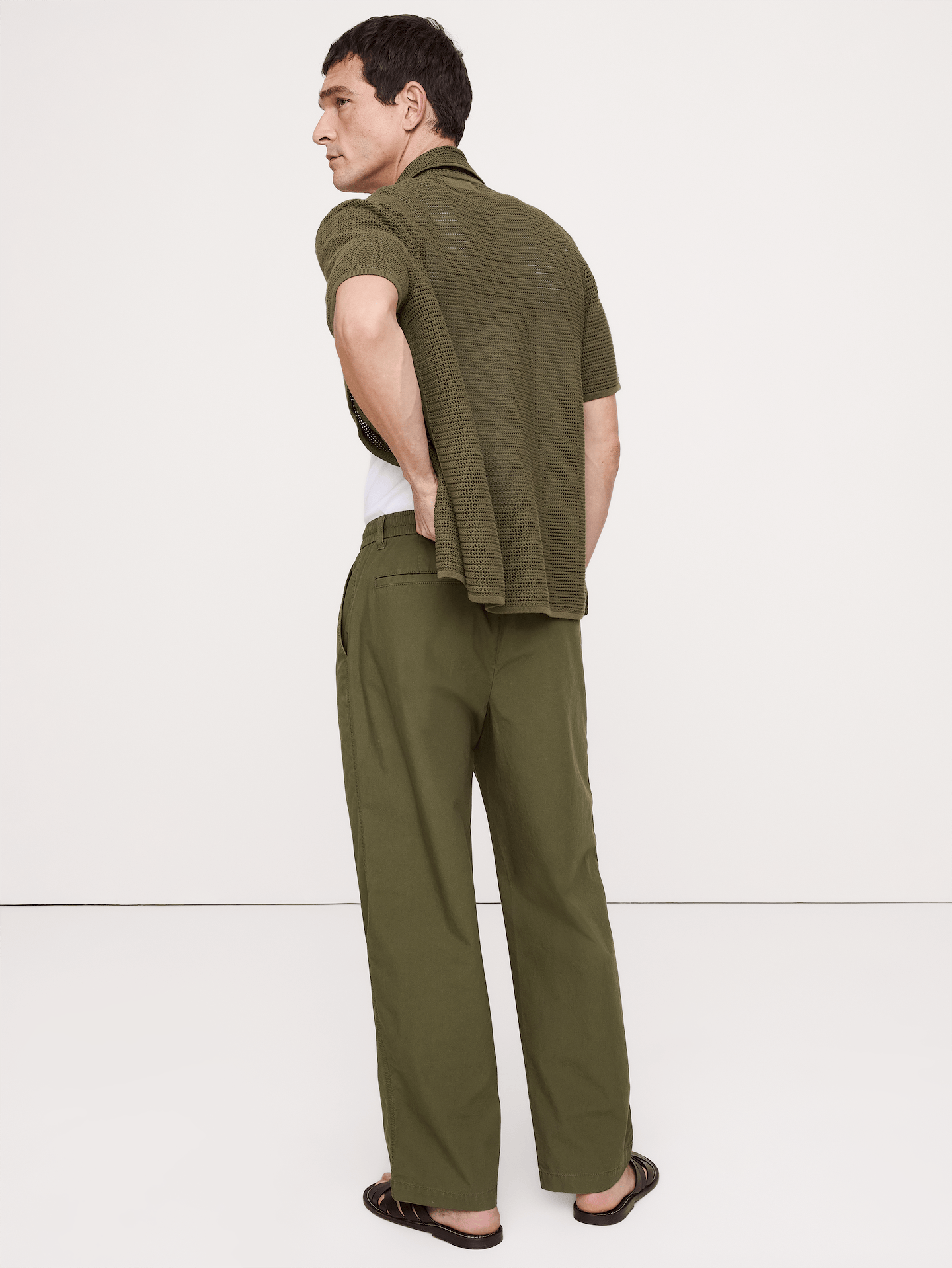 L'image numéro 6 présente Pantalon Escale décontracté en coton à taille extensible