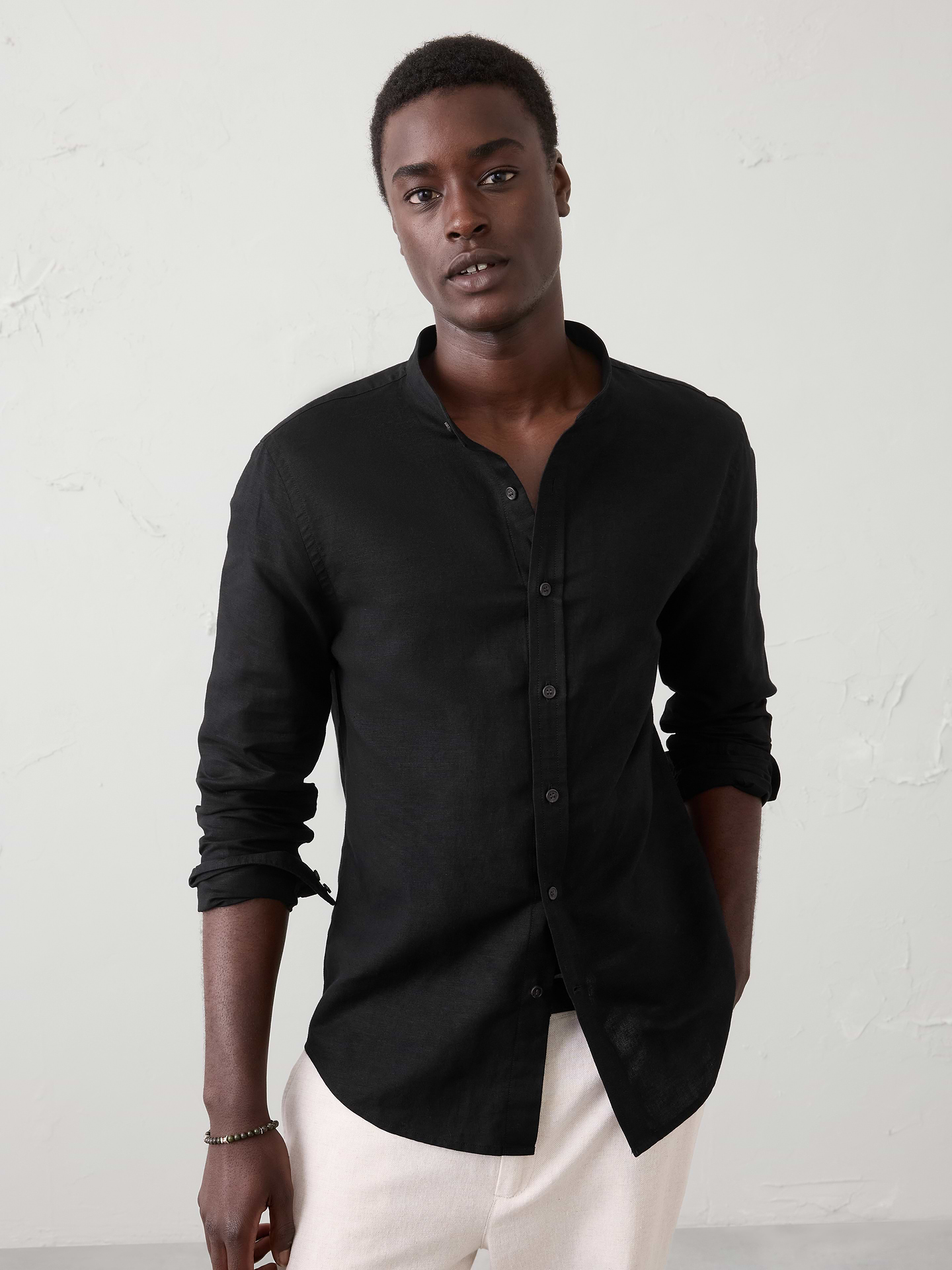Image number 3 showing, Slim-Fit Linen-Blend Banded-Collar Shirt