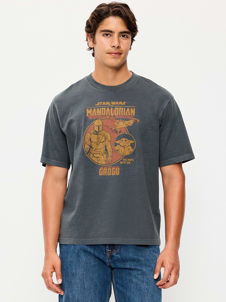 Image number 1 showing, Star Wars™ Heavyweight Garment-Washed T-Shirt for Adults