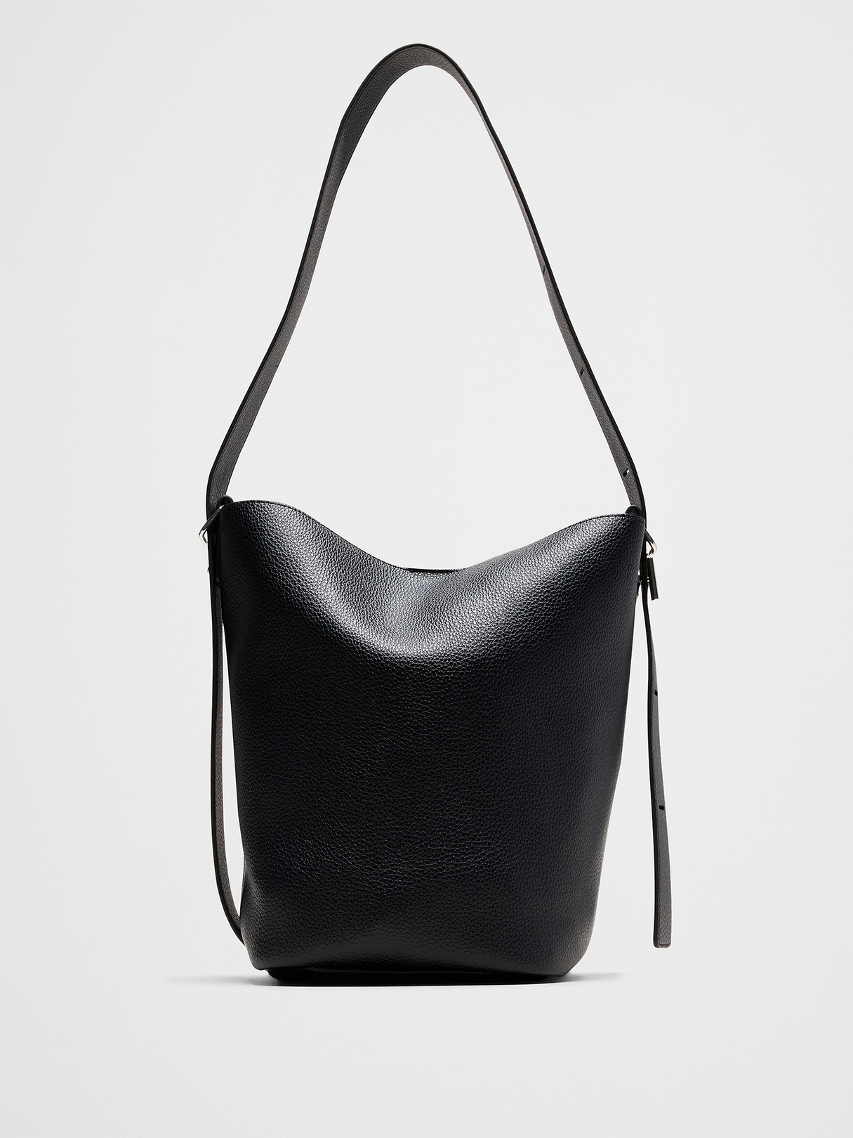 Vegan Leather Bucket Crossbody | Banana Republic Factory