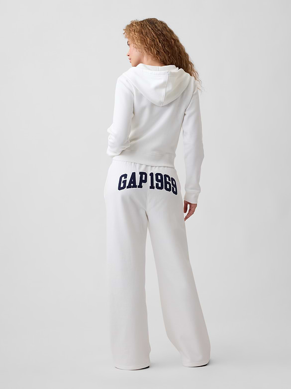 Gap Graphic Straight-Leg Sweatpants