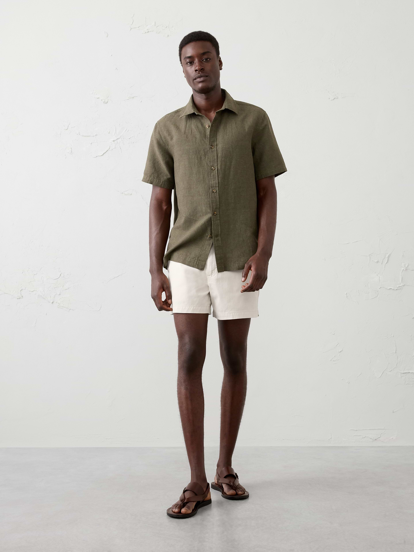 Image number 1 showing, Slim-Fit 5" Summerweight Chino Short